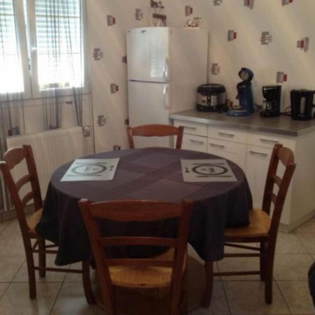 Gîte Étain, 2 pièces, 2 personnes - FR-1-585-3 Esterno foto