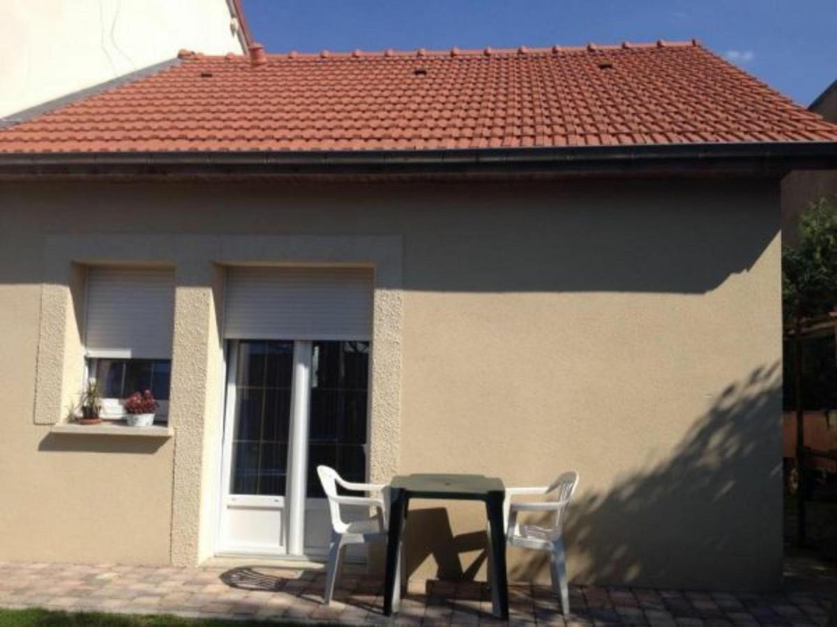 Gîte Étain, 2 pièces, 2 personnes - FR-1-585-3 Esterno foto